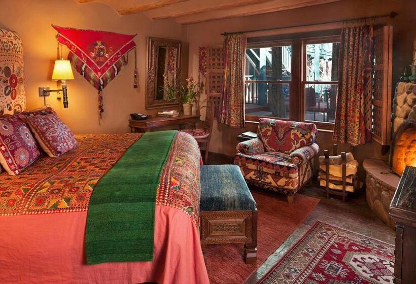 هتل The Inn Of The Five Graces