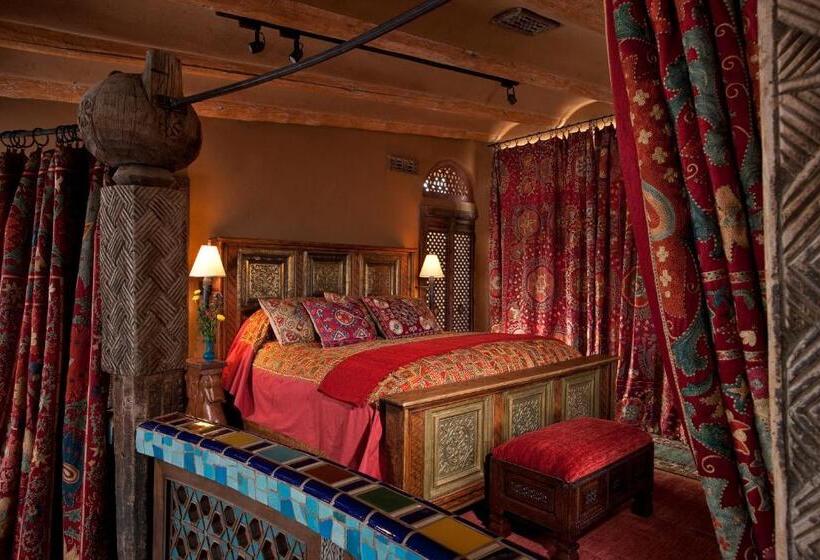 هتل The Inn Of The Five Graces