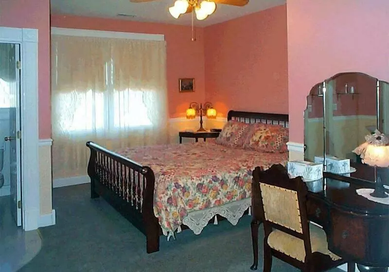 בית מלון כפרי Victorian Veranda Country Inn