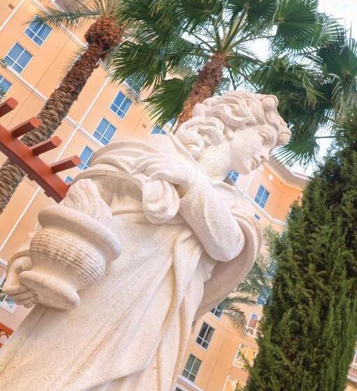 فندق Club Wyndham Grand Desert