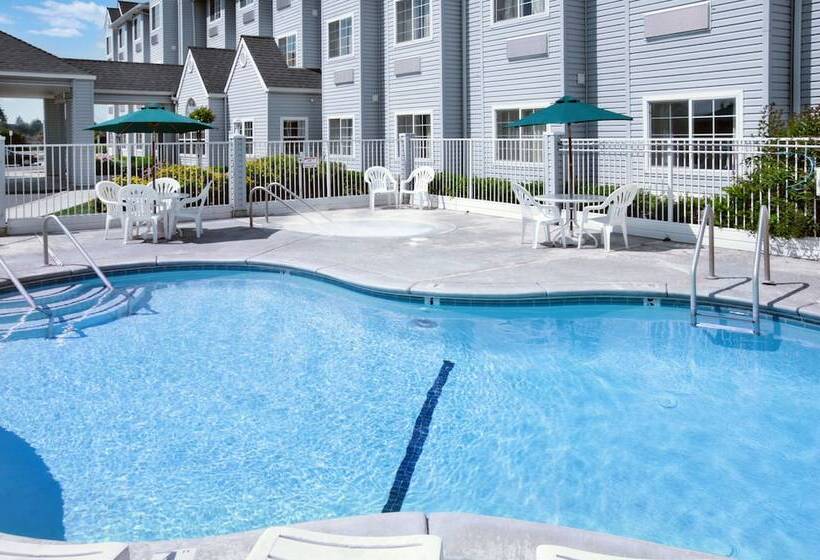 Microtel Inn & Suites Modesto