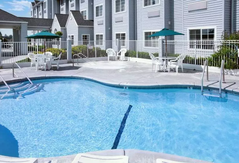 Microtel Inn & Suites Modesto