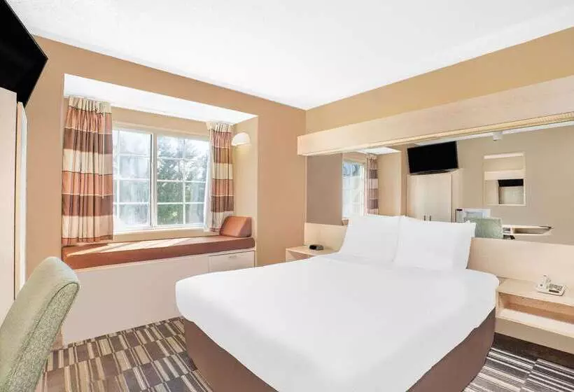 Microtel Inn And Suites   Salisbury