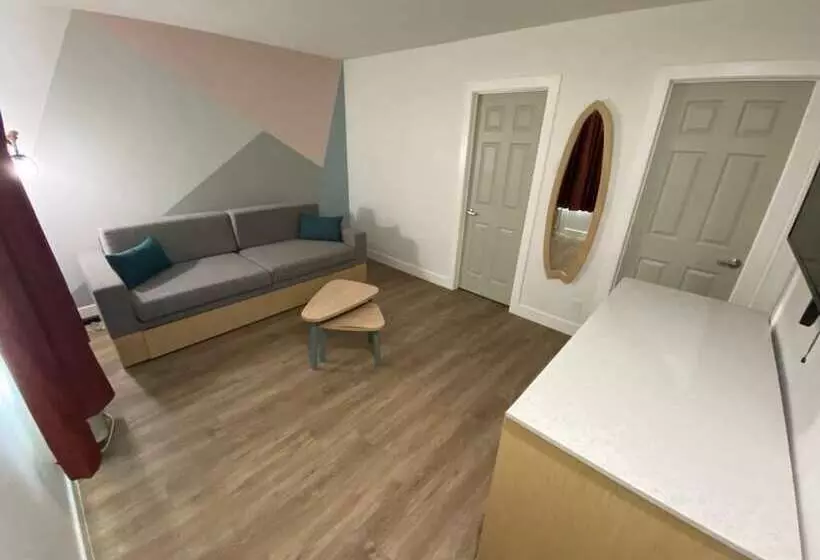 汽车旅馆 Salt Air Lodge