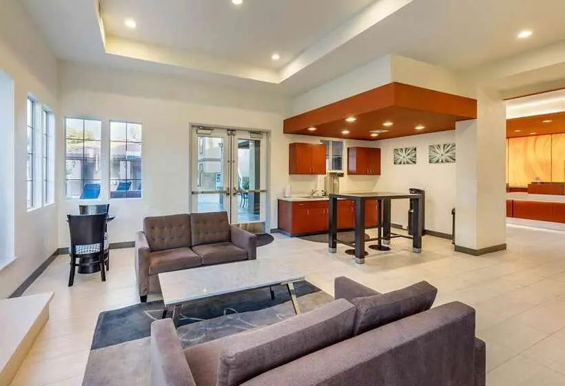 استراحتگاه Hilton Vacation Club Desert Retreat Las Vegas