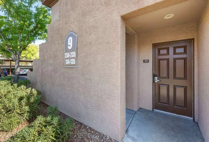 استراحتگاه Hilton Vacation Club Desert Retreat Las Vegas