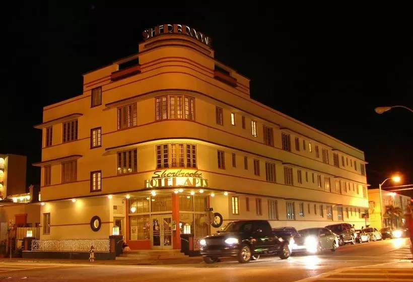 בית מלון כפרי Sherbrooke All Suites