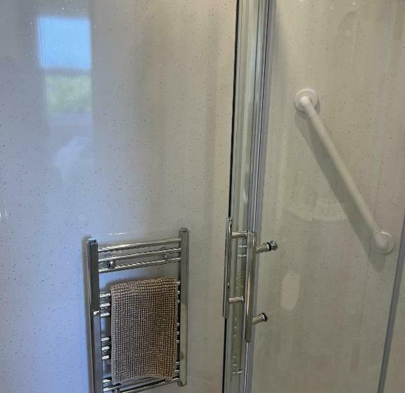 Hospedaria The Village Inn