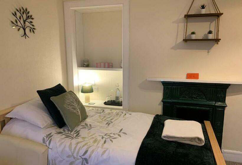 Hospedaria The Village Inn