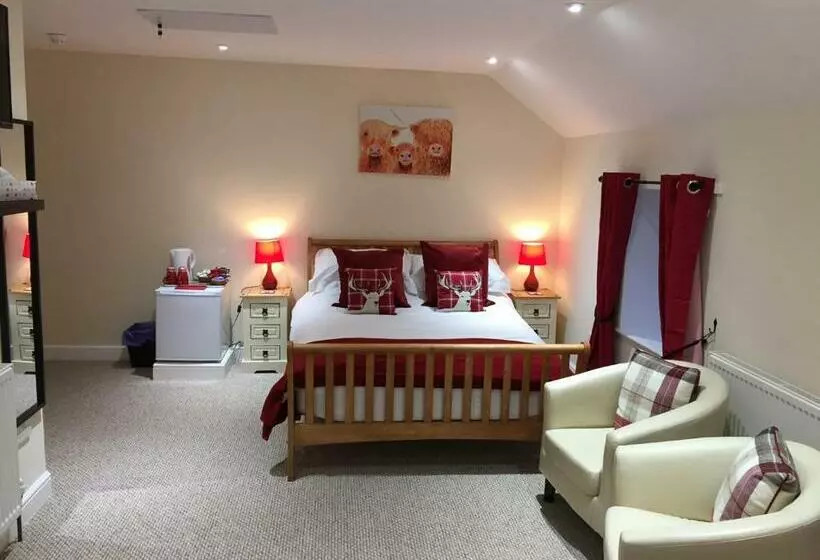 Hostel The Village Inn