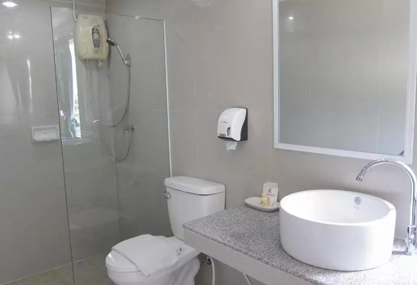 Golden House Service Apartment