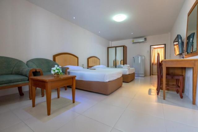 Golden House Service Apartment