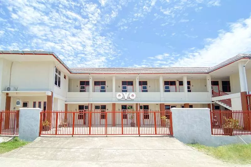 ホテル Falah Residence Syariah