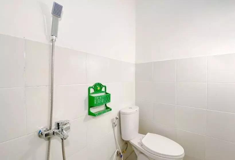 ホテル Falah Residence Syariah