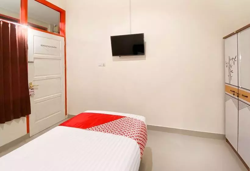 ホテル Falah Residence Syariah