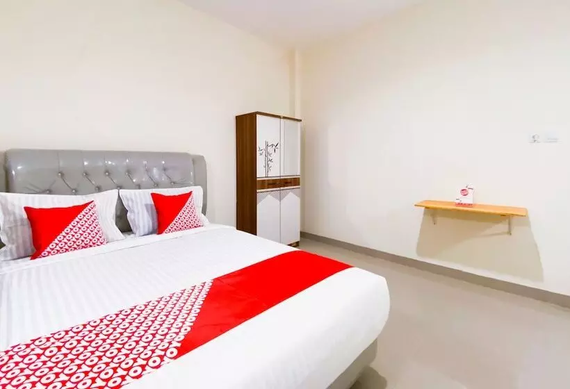 ホテル Falah Residence Syariah