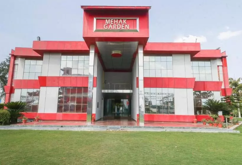 Hotelli Mg Mehak Garden