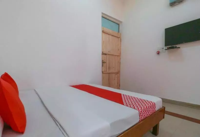 Hotelli Mg Mehak Garden