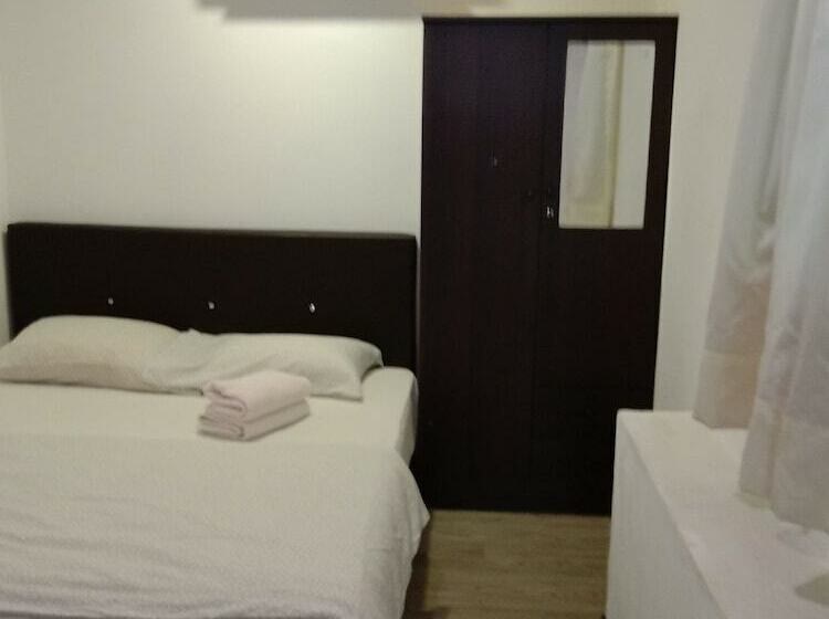 فندق Oyo 90046 Bangi Guest House
