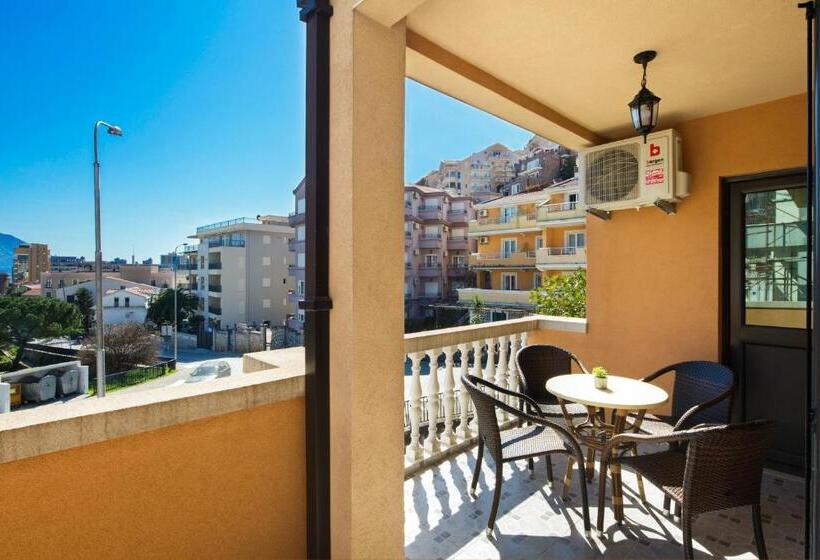 هتل Villa Kentera