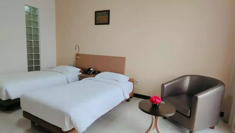 Le Premier Hotel Deltamas