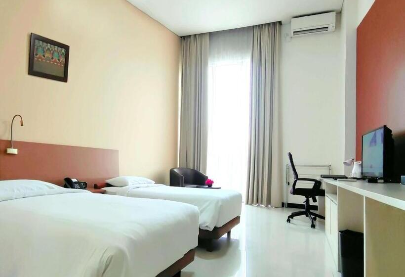 Le Premier Hotel Deltamas