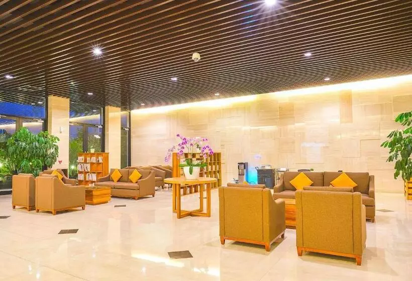 Le Premier Hotel Deltamas