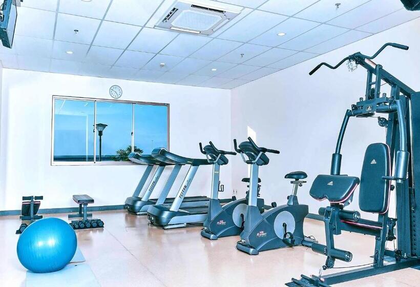 Le Premier Hotel Deltamas