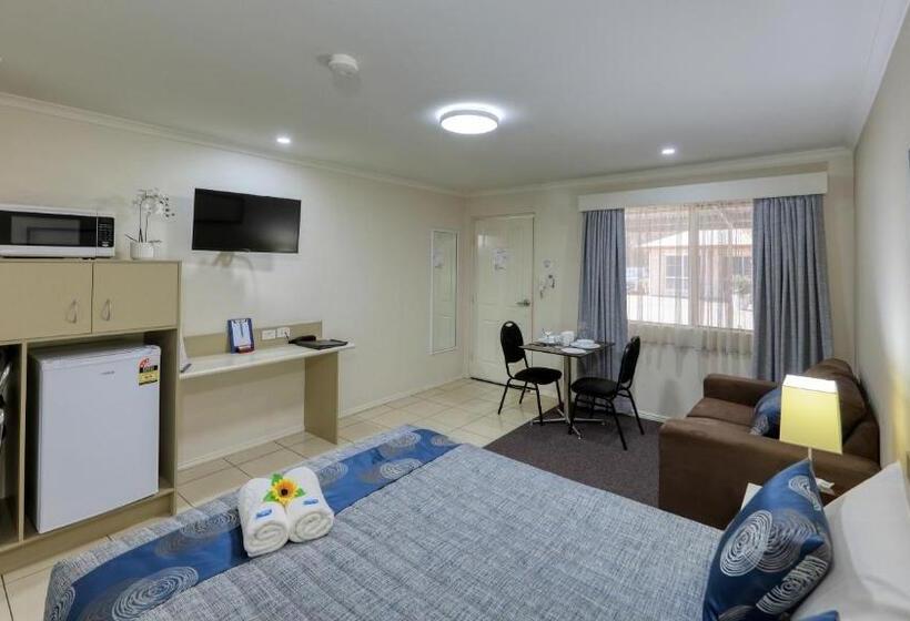 Мотель Chinchilla White Gums Motor Inn