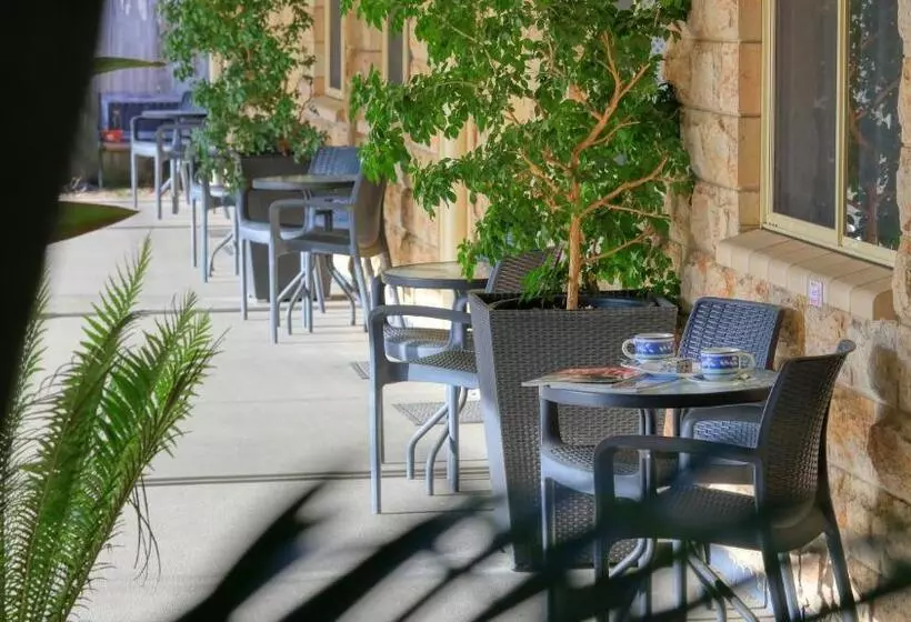 Motelli Chinchilla White Gums Motor Inn