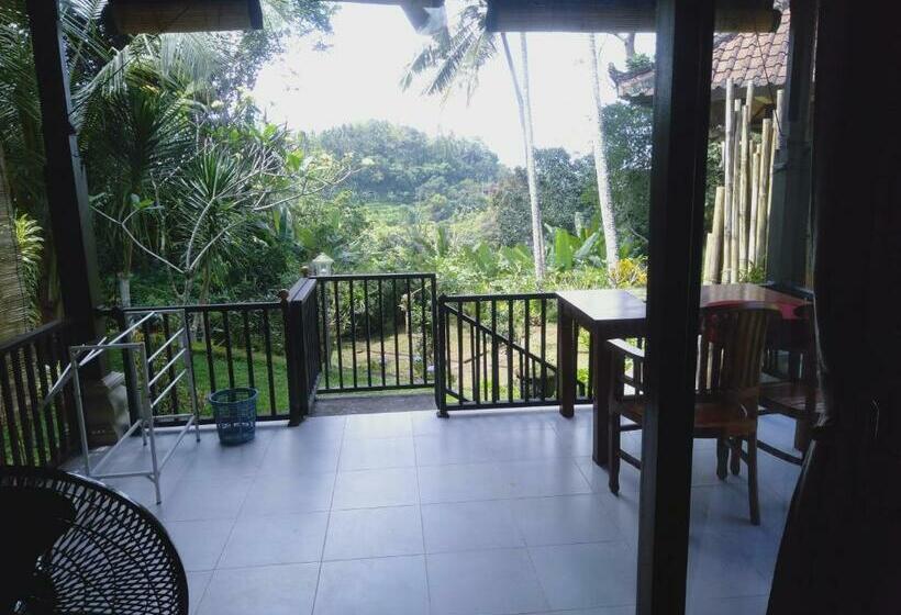 ペンション Pondok Alam Bukit