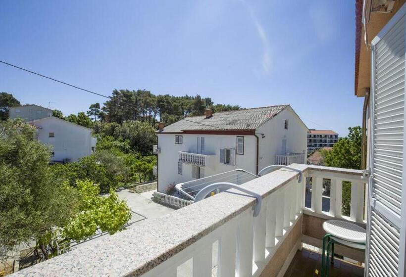 פנסיון Rooms Anđela