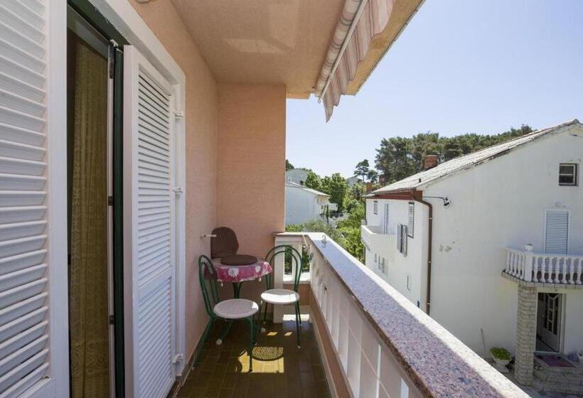 פנסיון Rooms Anđela