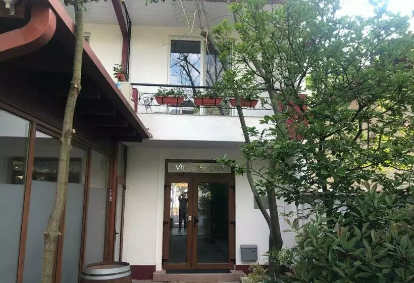 Pensió Villa Rosa