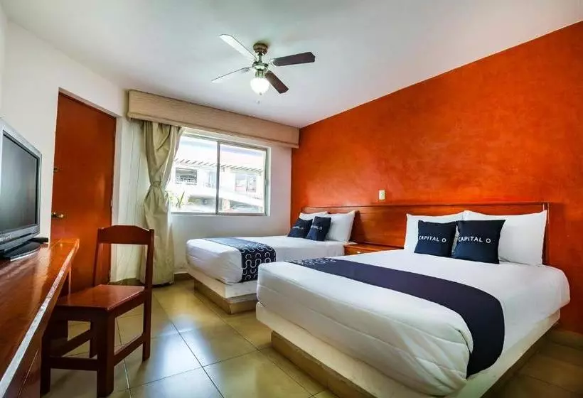 Hotelli Capital O Continental Ii