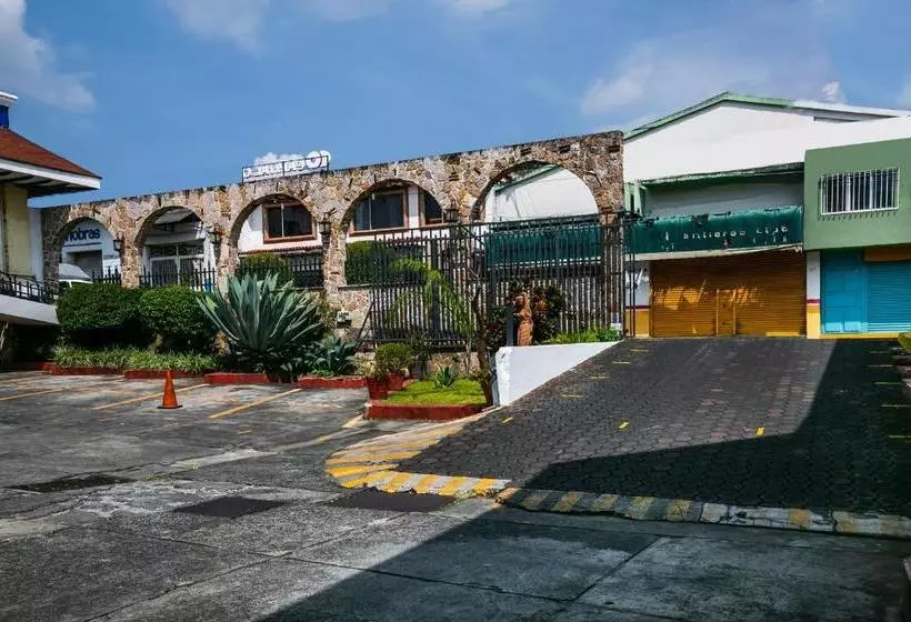 Hotelli Capital O Continental Ii