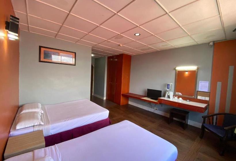 Hotel Oyo 89997 Kurnia