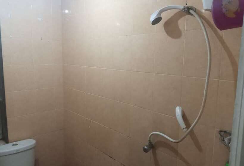 فندق Redliving Apartemen Paragon Village Karawaci Ujang Rooms