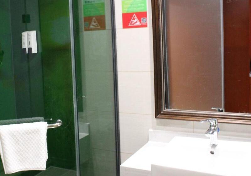 Отель Vatica Fuyang Linquan County Tenghui International City