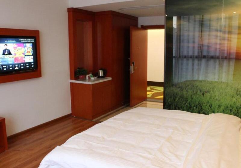 Отель Vatica Fuyang Linquan County Tenghui International City