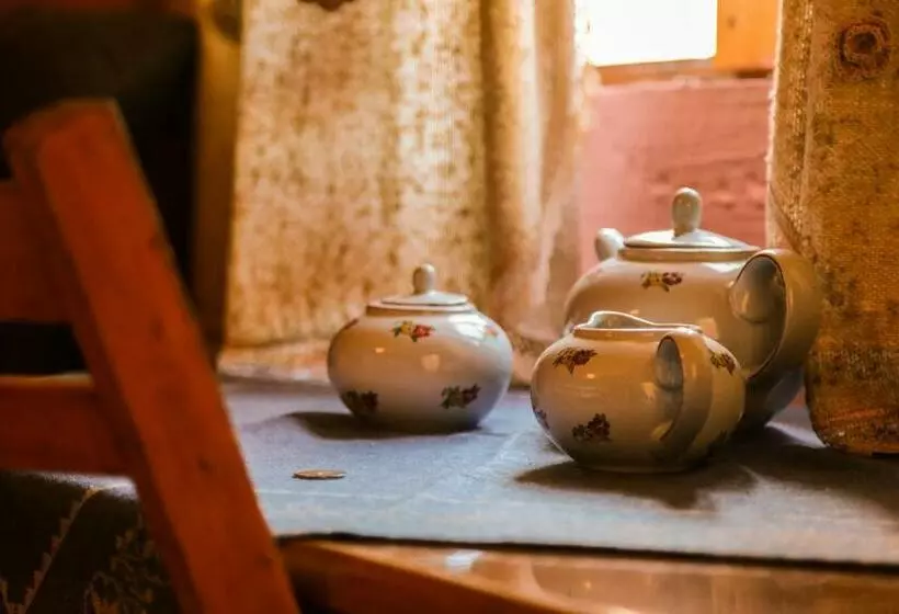 ペンション Bujtina Leon's Apartments