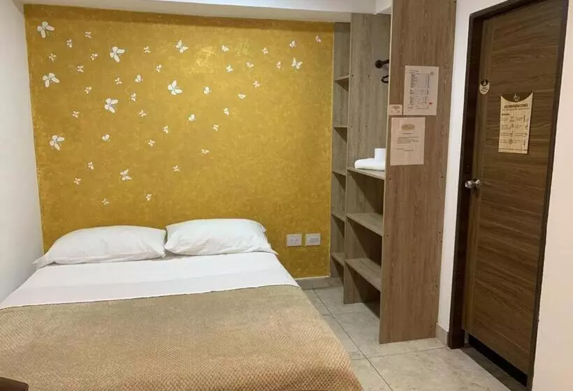 ペンション Hostel Casa Zambrano