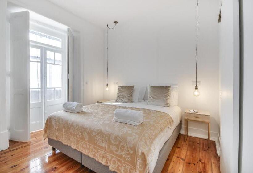 Pensão Saldanha Pool & Garden