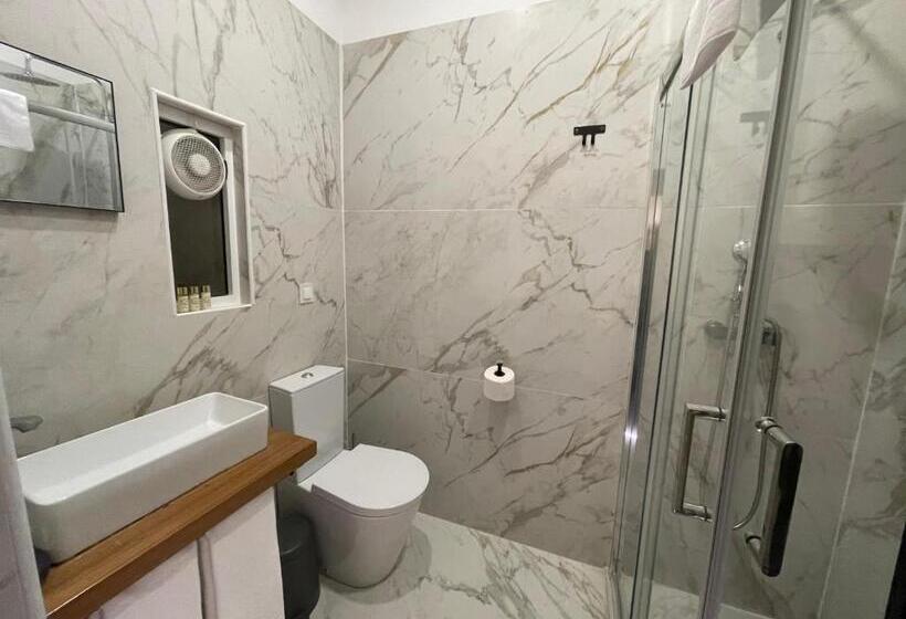 Pensão Saldanha Pool & Garden