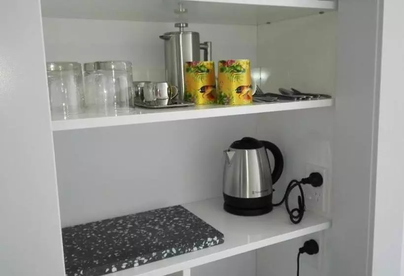 Majatalo Villa On Milton