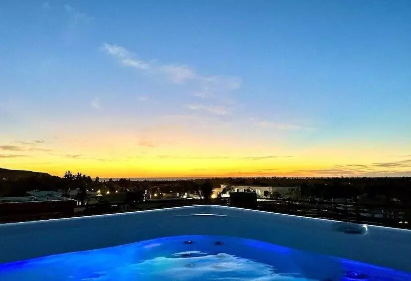 Aamiaismajoitus (B&B) Baja House