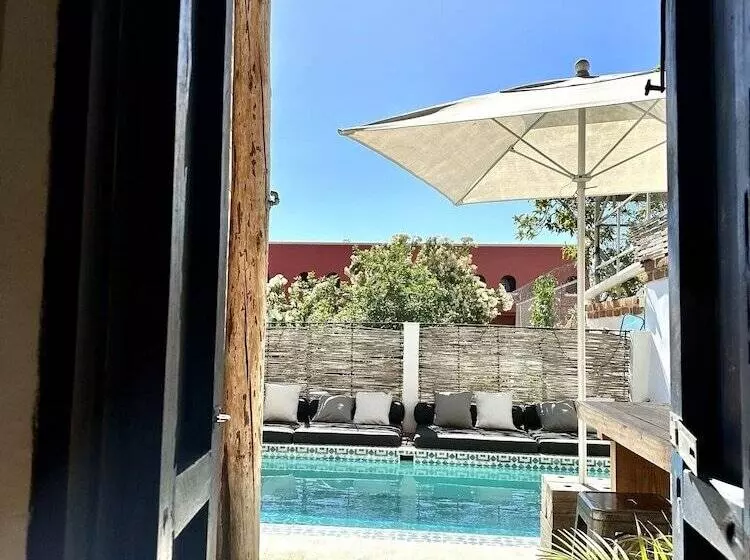 Aamiaismajoitus (B&B) Baja House