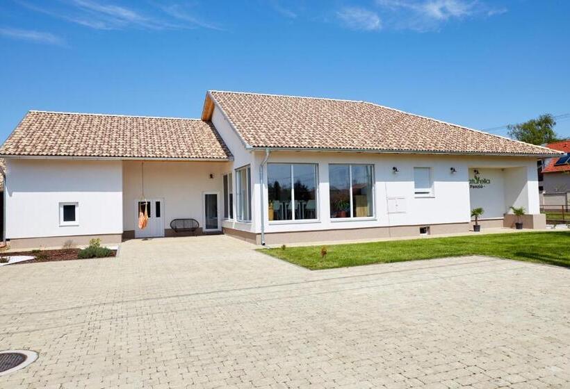 צימר Naturella Panzió