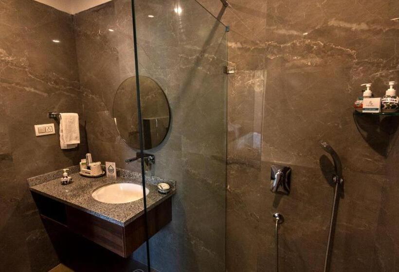 בית מלון כפרי Holywater  By Ganga Kinare