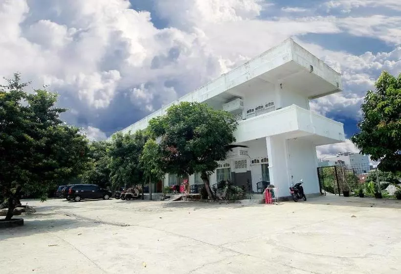 هتل Oyo 1669  Vista Syariah